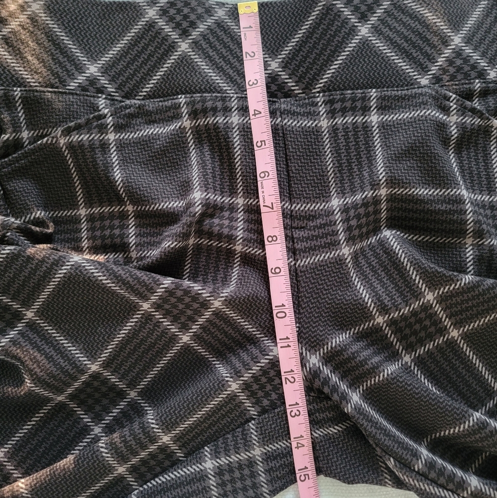 Torrid Plaid Wide Leg Pants in Black and gray - Picture 6 of 8